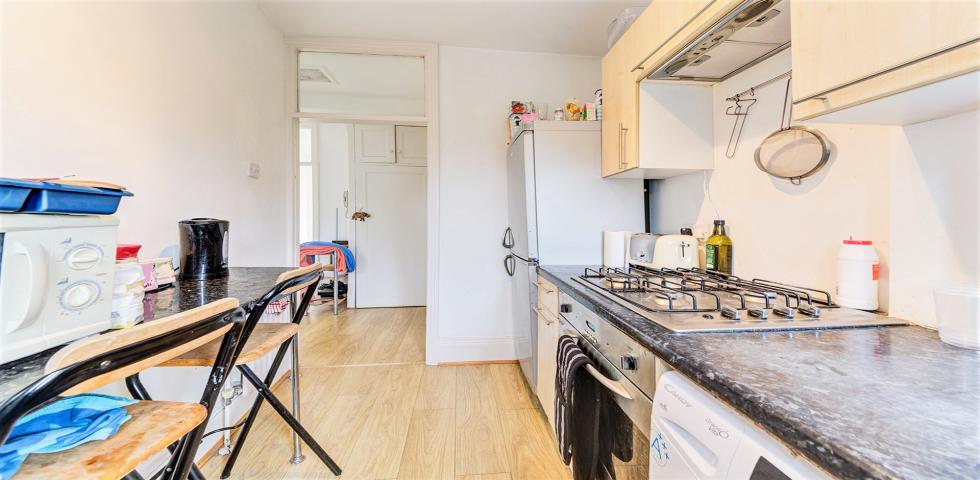 			2 Bedroom, 1 bath, 1 reception Flat			 Sherriff Road, WEST HAMPSTEAD